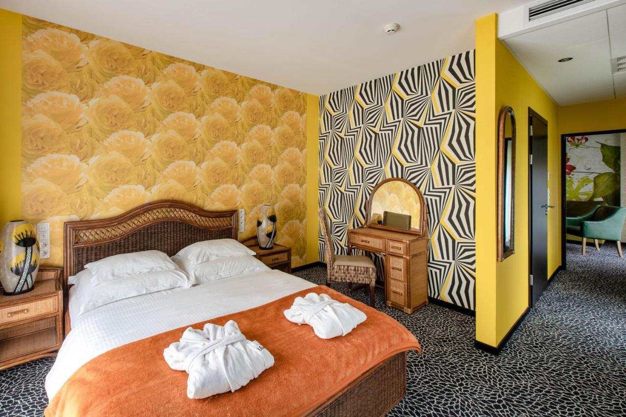 Hotel Lenart เวียลิชกา ภายนอก รูปภาพ